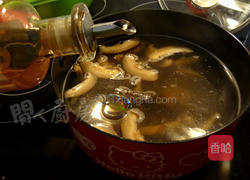 菠菜冬菇汤的做法图解3