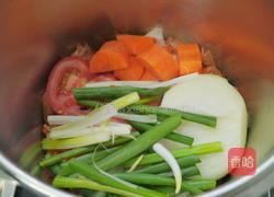 鲜虾番茄炖饭的做法图解4