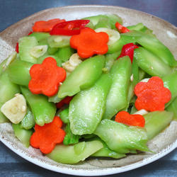 凉拌花椰菜梗的做法[图]