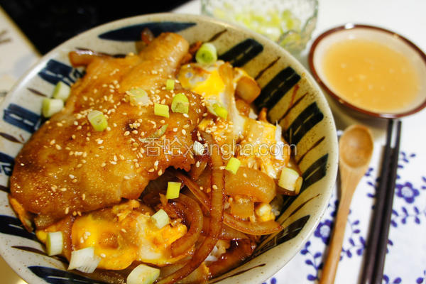 鸡肉盖饭