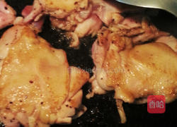 葱辣香煎鸡腿肉的做法图解2