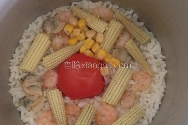 整颗番茄海鲜饭