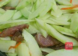 清炒大黄瓜的做法图解1