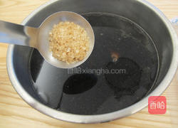 凉粉草鸡汤的做法图解4