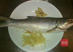 干煎午仔鱼的做法图解1