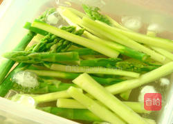 麻酱芦笋的做法图解3