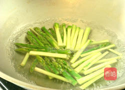 麻酱芦笋的做法图解2