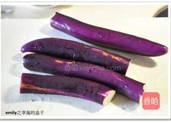 凉拌茄子的做法图解1
