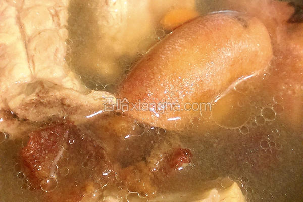 柿饼红枣排骨汤