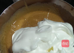 黑糖香蕉戚风蛋糕的做法图解4