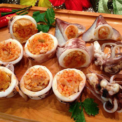 泡菜饭酿鱿鱼筒的做法[图]