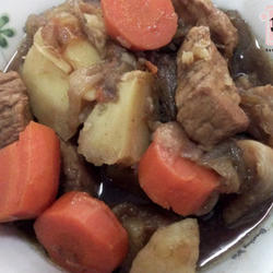 烹饪马铃薯炖肉的做法[图]