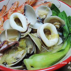 泡菜海鲜米粉的做法[图]