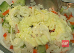 十分钟蟹肉沙拉的做法图解3