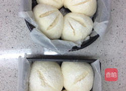 鲜奶皇冠面包的做法图解1