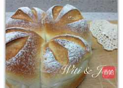 鲜奶皇冠面包的做法图解2