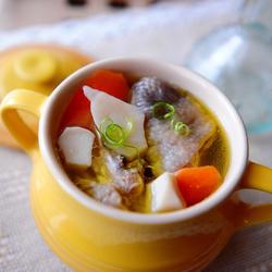 杏鲍菇炖鸡汤的做法[图]