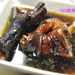 凉粉草炖鸡汤的做法[图]
