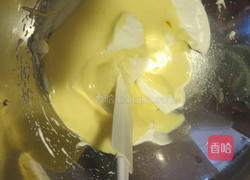 戚风蛋糕的做法图解8