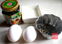 香椿炸酱玉子烧的做法图解1