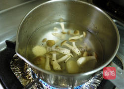 极浓蒜香锅烧面的做法图解3