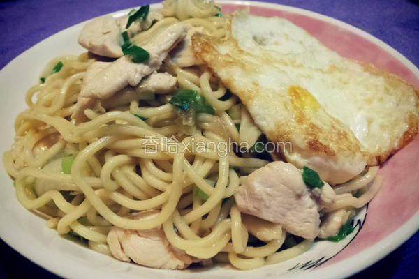 低热量鸡肉炒面