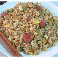 香肠蛋炒饭的做法[图]