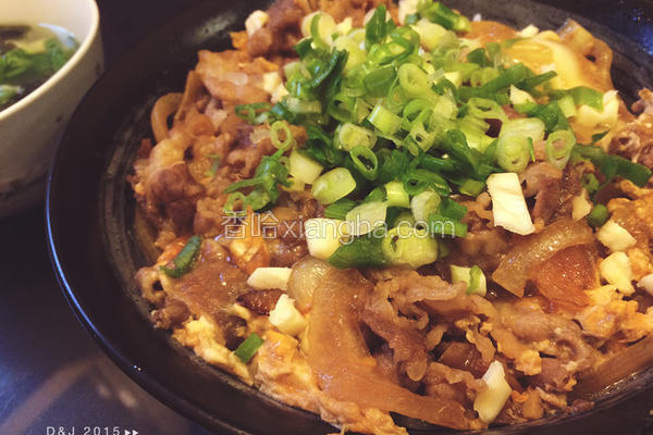 日式牛肉丼饭