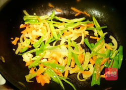 家常炒泡面的做法图解6