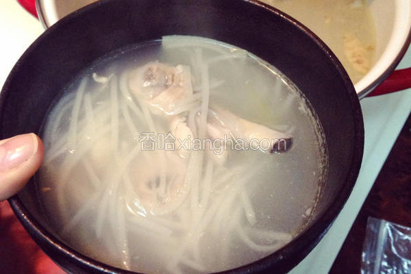 酸笋丝鸡汤