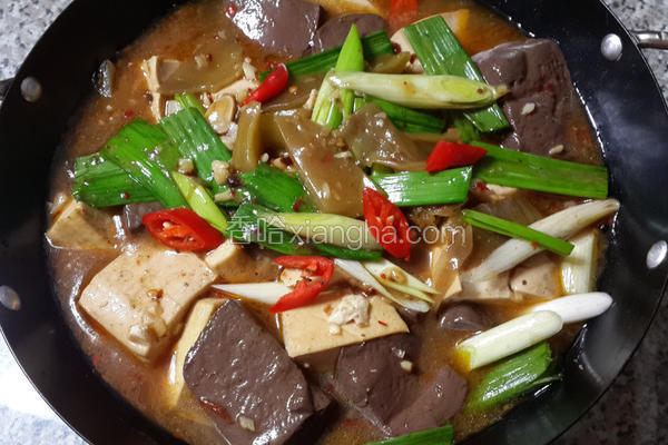 椒麻双色豆腐煲