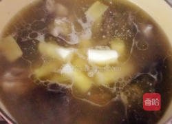 栗子山药鸡汤的做法图解3