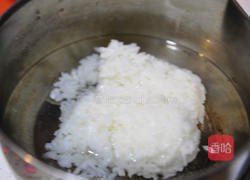 牛奶鱼翅鲍鱼粥的做法图解3