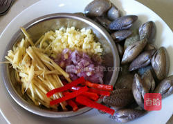 姜炒海瓜子的做法图解1