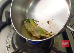 红烧鲑鱼的做法图解1