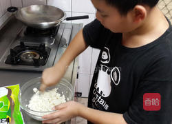 金沙豆腐海苔球的做法图解1