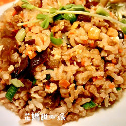咸蛋什锦炒饭的做法[图]