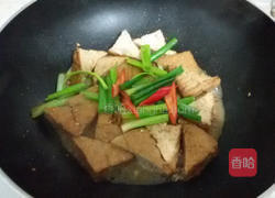 葱烧油豆腐的做法图解4