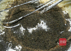 黑芝麻小松糕的做法图解4