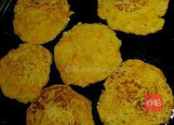 胡萝卜豆渣饼的做法图解4