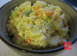 马铃薯沙拉面包的做法图解4