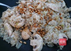 松子蘑菇菠菜饭的做法图解9