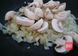 松子蘑菇菠菜饭的做法图解6