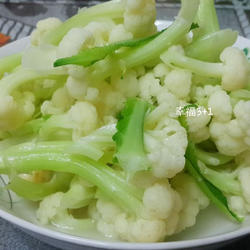 清炒花椰菜的做法[图]
