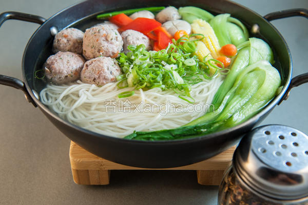 时蔬肉丸面