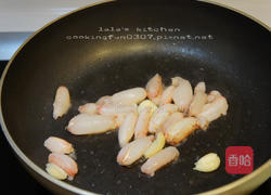 蟹肉炒蛋的做法图解2