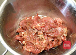 梅酱牛肉的做法图解1