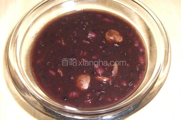 紫米红豆桂圆粥