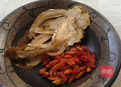 当归黄耆鱼汤的做法图解4