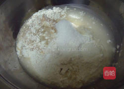 火腿香葱花卷的做法图解1